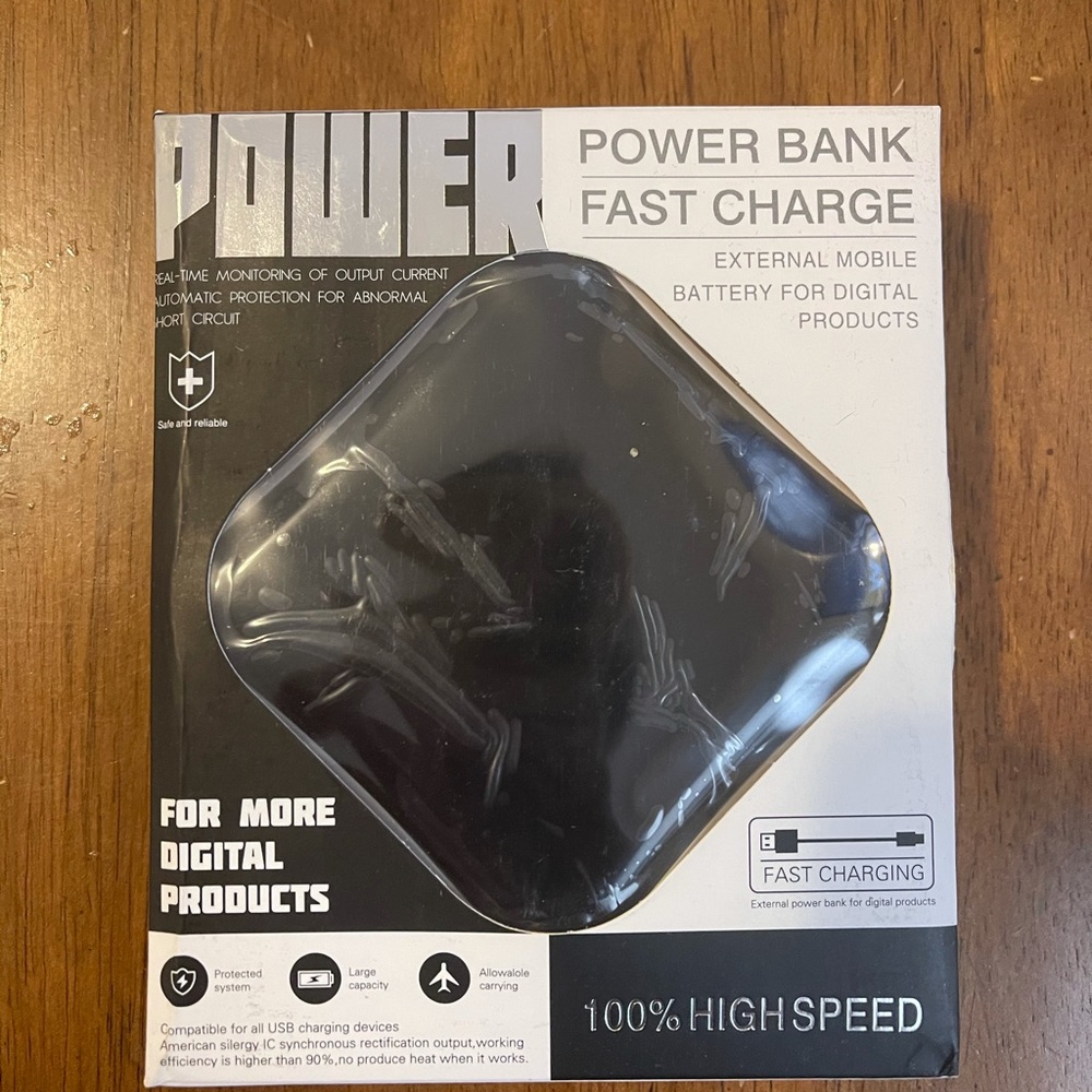 USB Compatible Power Bank for Digital Products